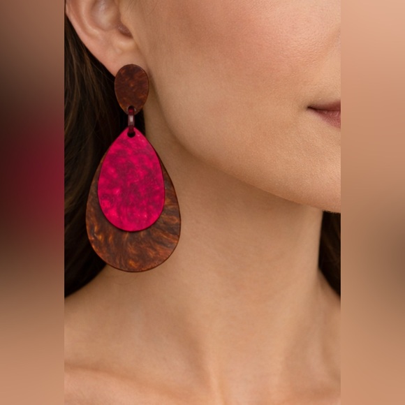 Natasha Layered Teardrop Resin Statement Studded Earrings Red Brown NEW - Picture 2 of 7